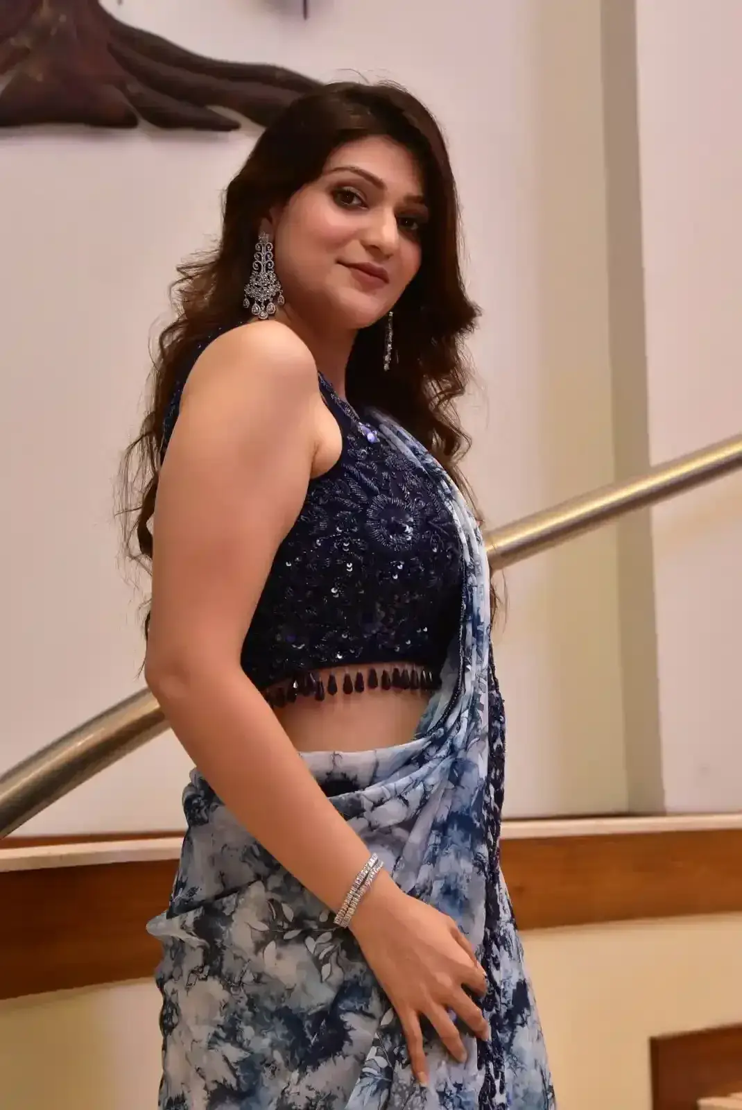 Indian Actress Aditi Gautam Images in Blue Colour Saree